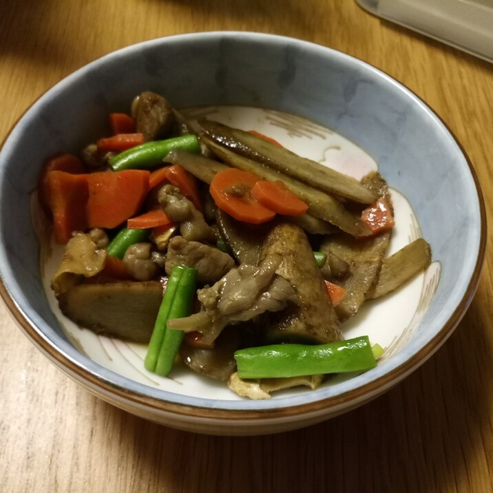 ゴボウと鶏肉の煮物